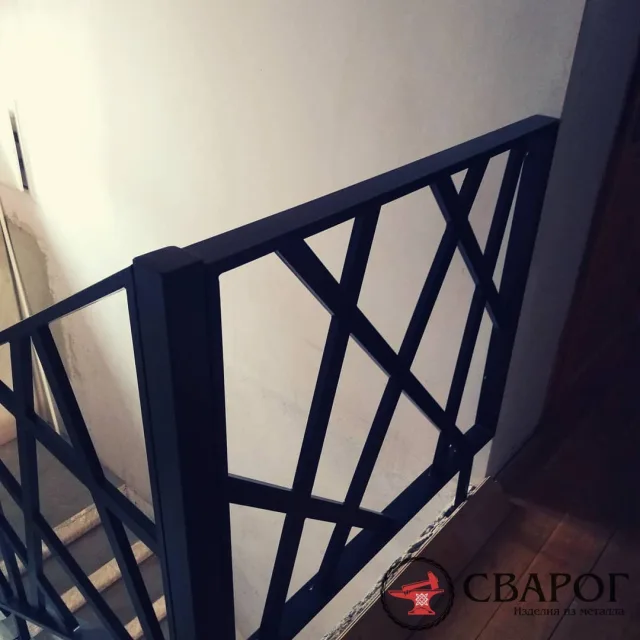 Лестница "Сиракуза" с перилами лофт