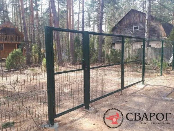 Ворота из 3D сетки с калиткой