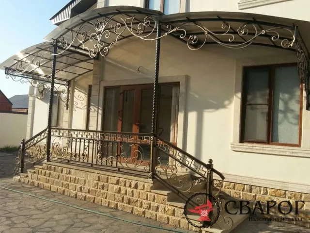 Входная группа для большого крыльца НВ-9, кровля из карбоната