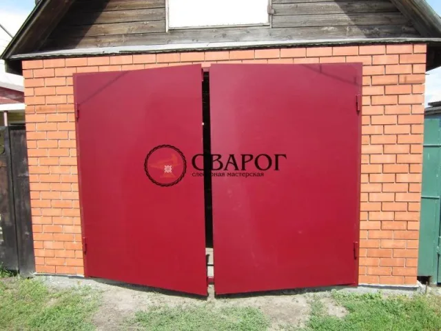 Гаражные распашные ворота