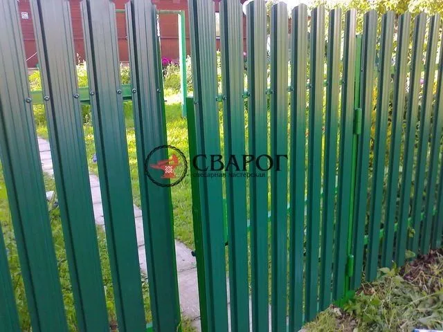 Забор из евроштакетника "Оптима"