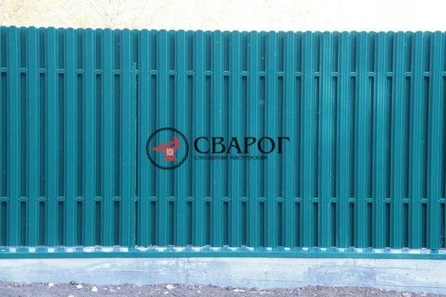 Забор из евроштакетника "Дуо"