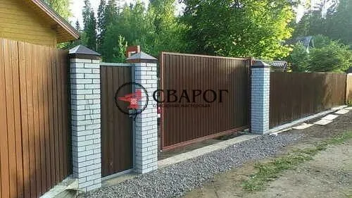 Откатные ворота из профлиста с калиткой